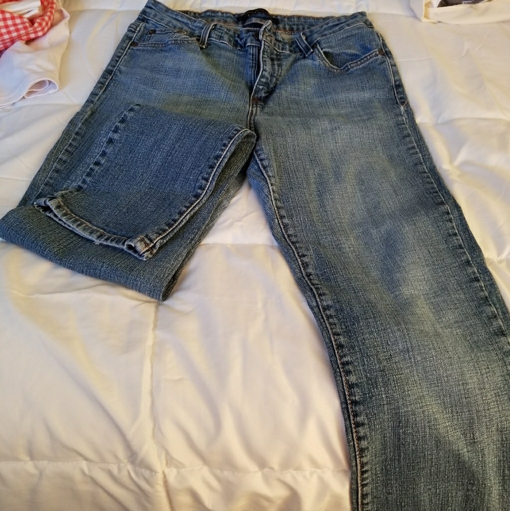 Mid-rise Skinny Levi jeans❤FINAL PRICE❤
